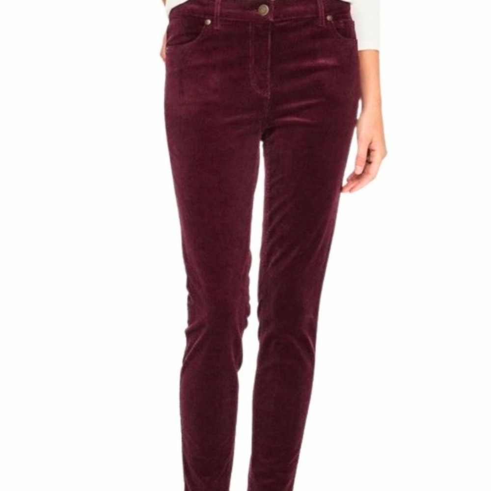 ✨NWOT LOFT Maroon Corduroy Skinny Pants✨